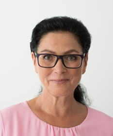 Sabine Edinger Sozialpädagogin, Trainerin, Integrative Bewegungstherapeutin Tel.: 0676/4162545 E-Mail: s.edinger@bewegt.cc