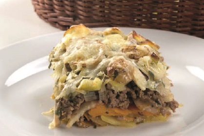 Sellerie-Gratin mit Rohkostsalat Sellerie-Gratin mit Rohkostsalat